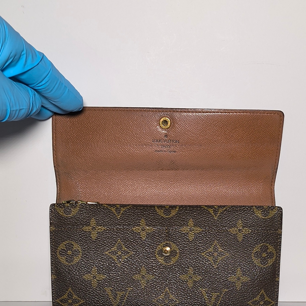 Louis Vuitton Sarah Brown Monogram Wallet - Picture 3 of 8